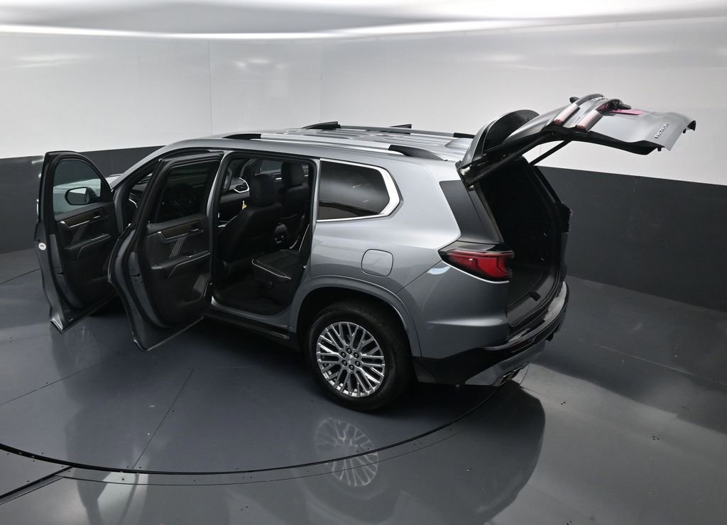 Used 2024 GMC Acadia Denali image 21