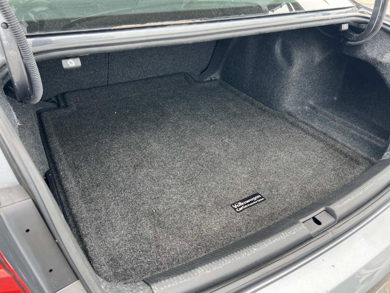 Used 2016 Volkswagen Passat 1.8T S image 21