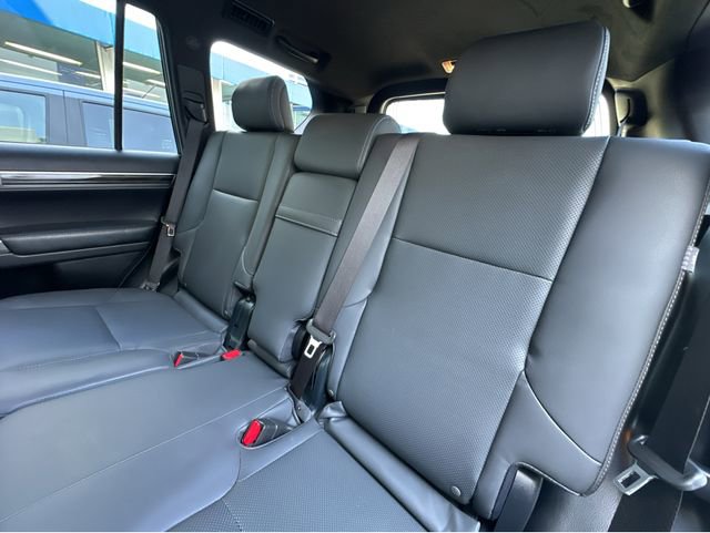 Used 2023 Lexus GX 460 Premium w/ Premium Package AWD/4WD image 17