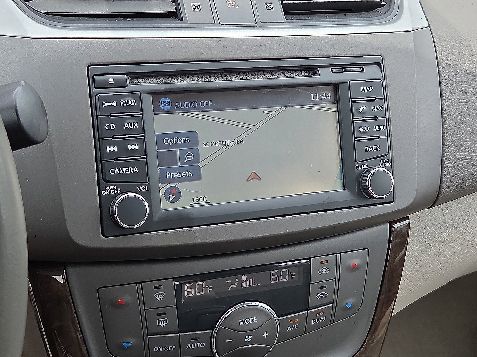 Used 2013 Nissan Sentra SL w/ Leather Pkg FWD image 16
