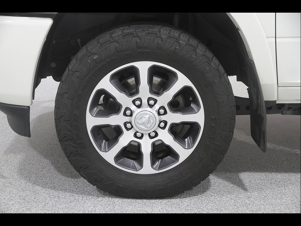 Used 2022 RAM 3500 Limited AWD/4WD image 28