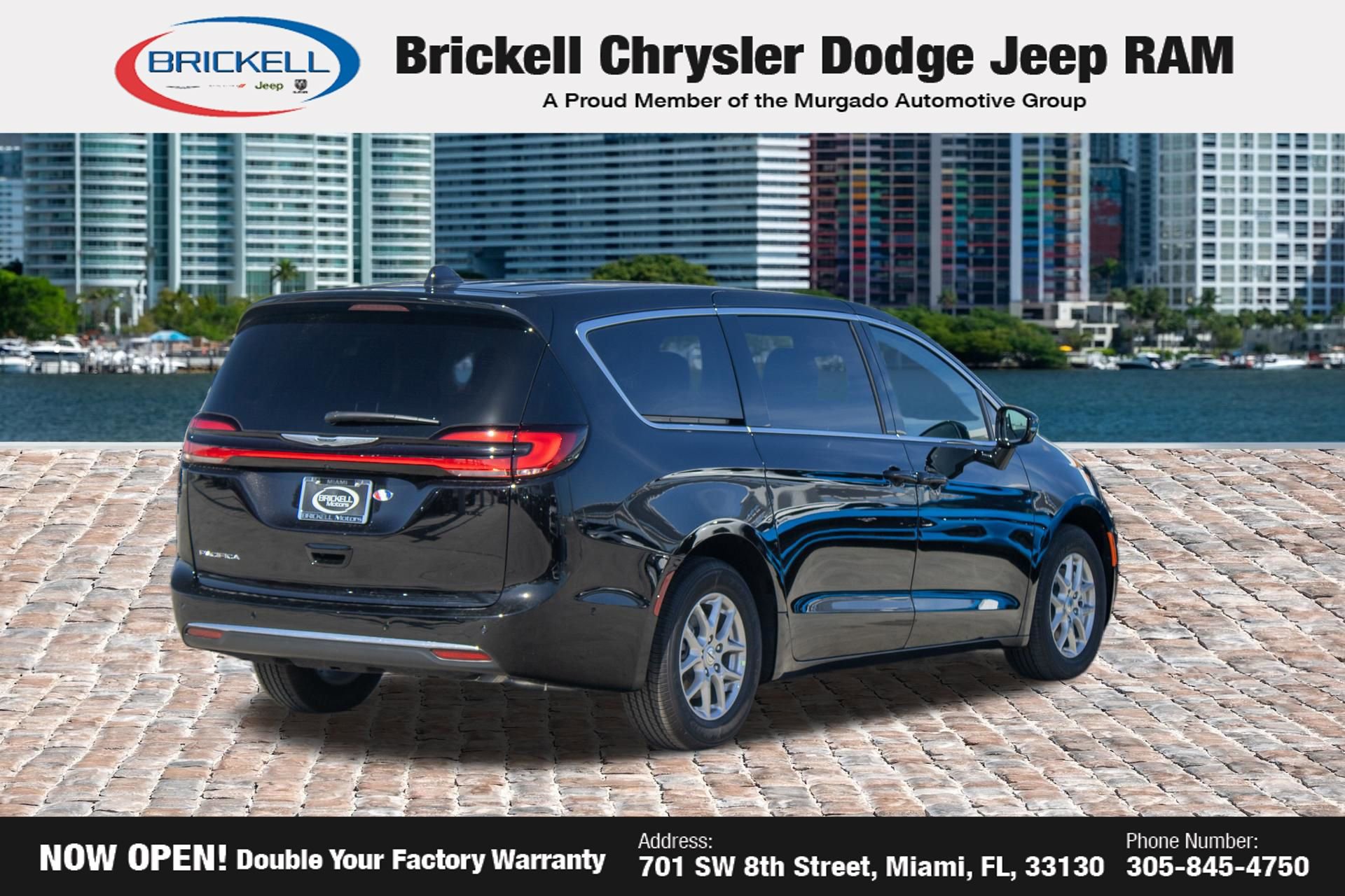 New 2025 Chrysler Pacifica Select FWD image 5