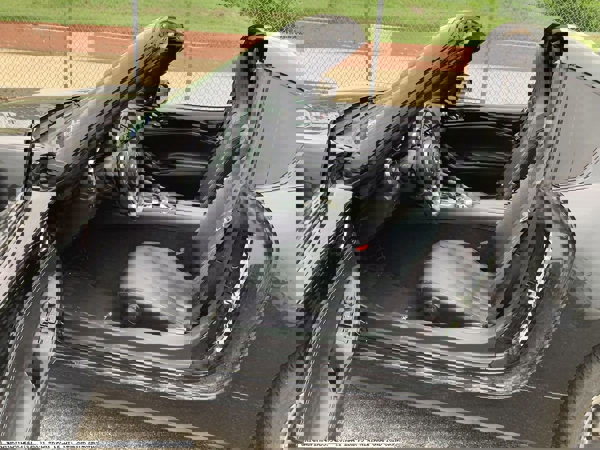 Used 2021 MAZDA MX-5 Miata RF Grand Touring image 12