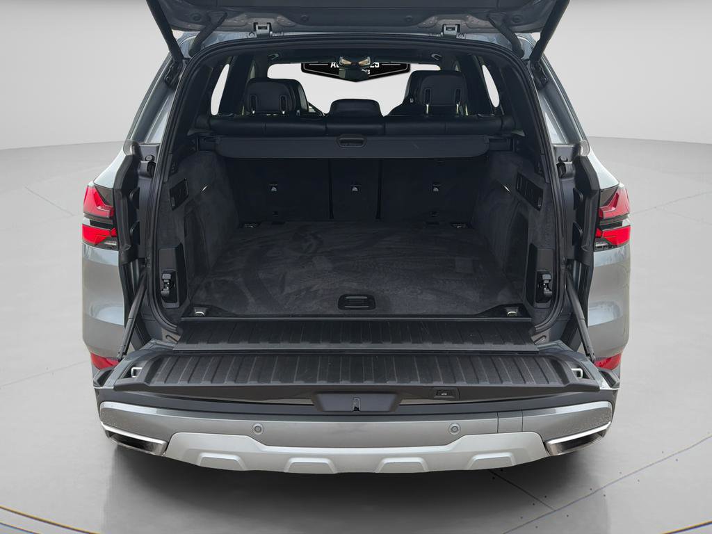 Used 2024 BMW X5 xDrive40i AWD/4WD image 14