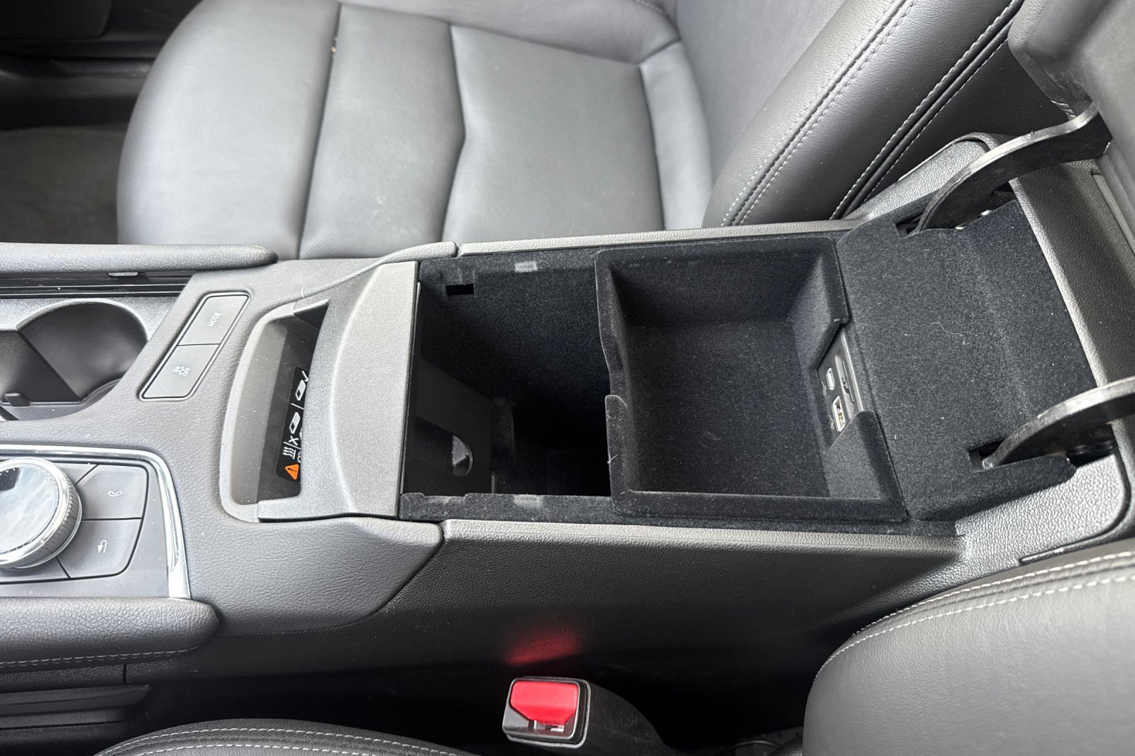 Used 2025 Cadillac XT5 Premium Luxury w/ LPO, Red Accent Package image 29