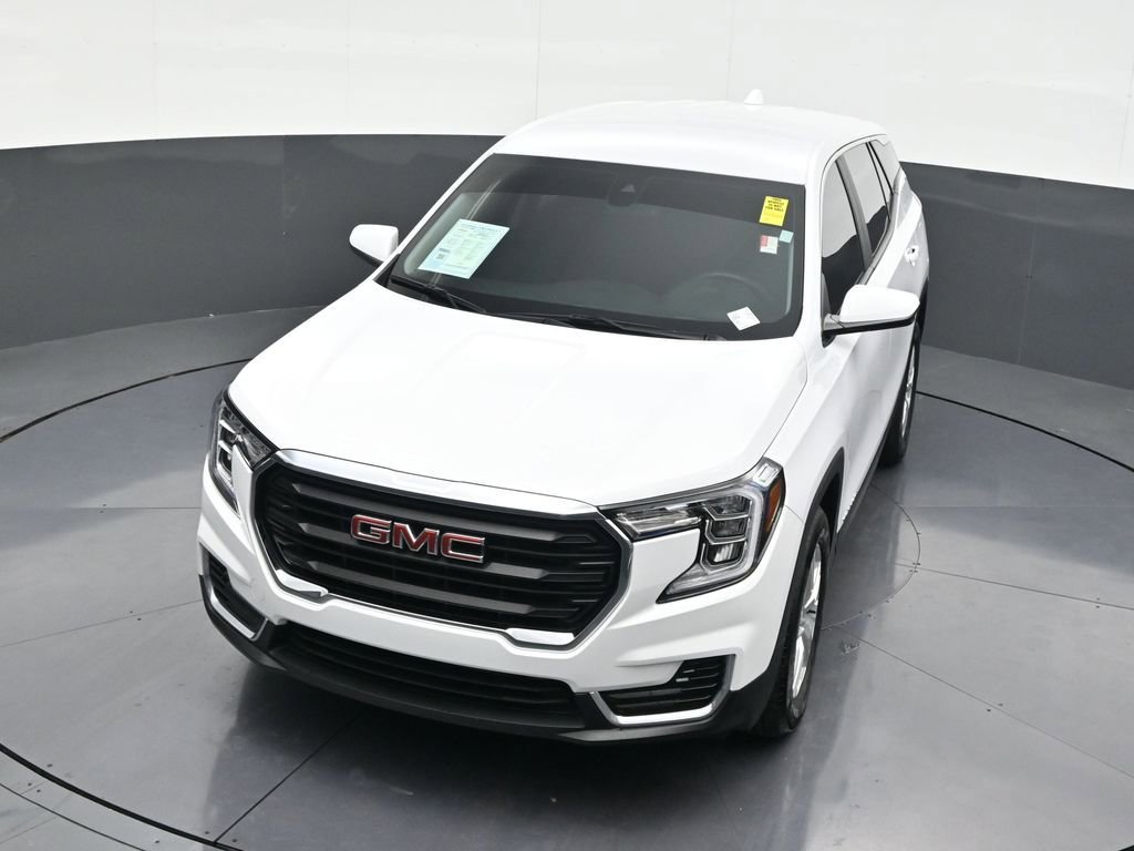 Used 2024 GMC Terrain SLE image 21