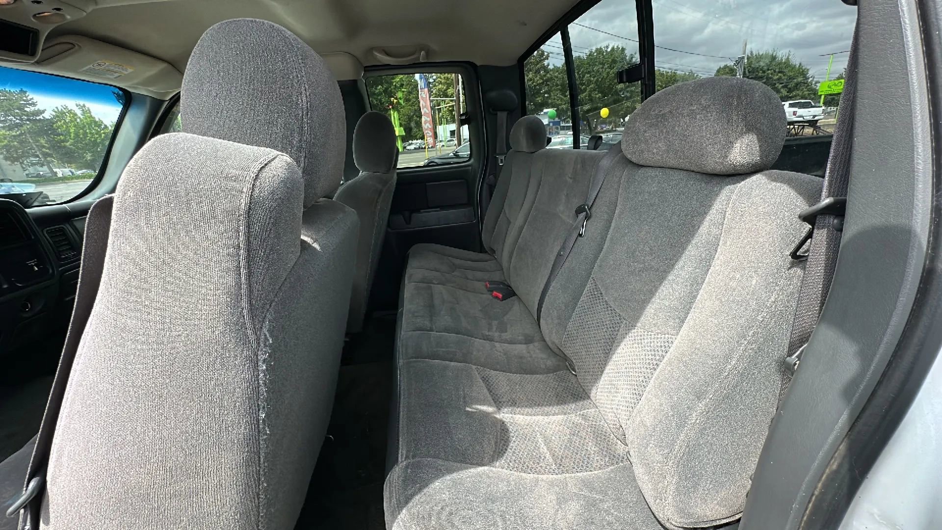 Used 2006 Chevrolet Silverado 2500 LT w/ Heavy-Duty Power Package image 9