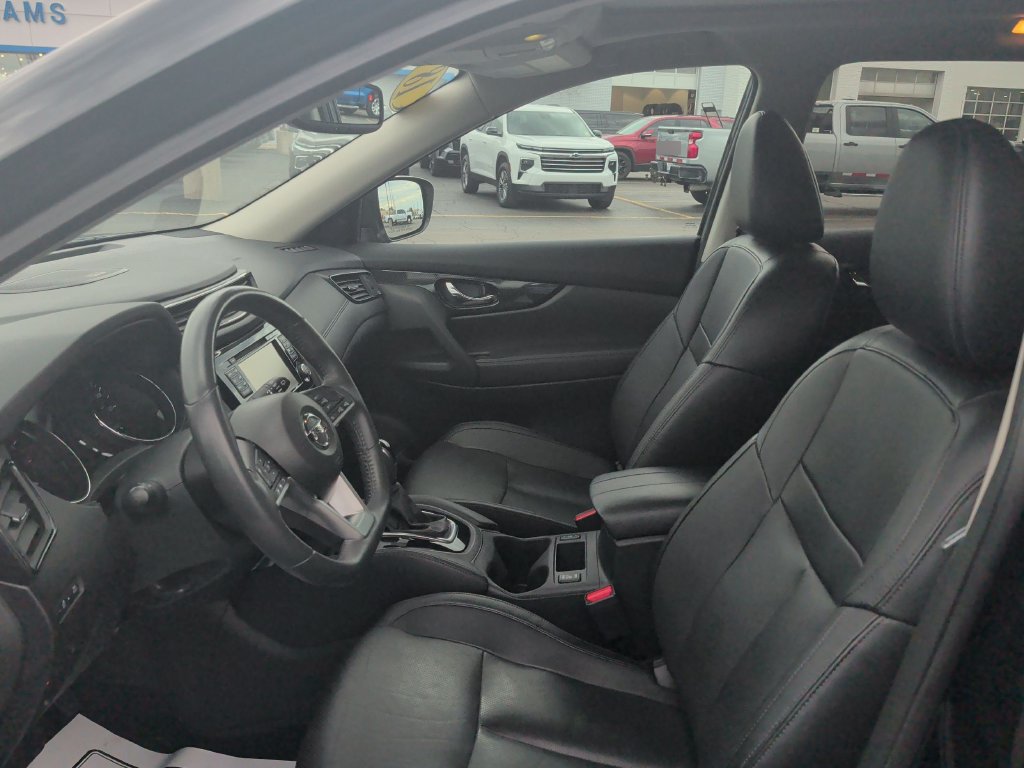 Used 2017 Nissan Rogue SL w/ SL Premium Package AWD/4WD image 20