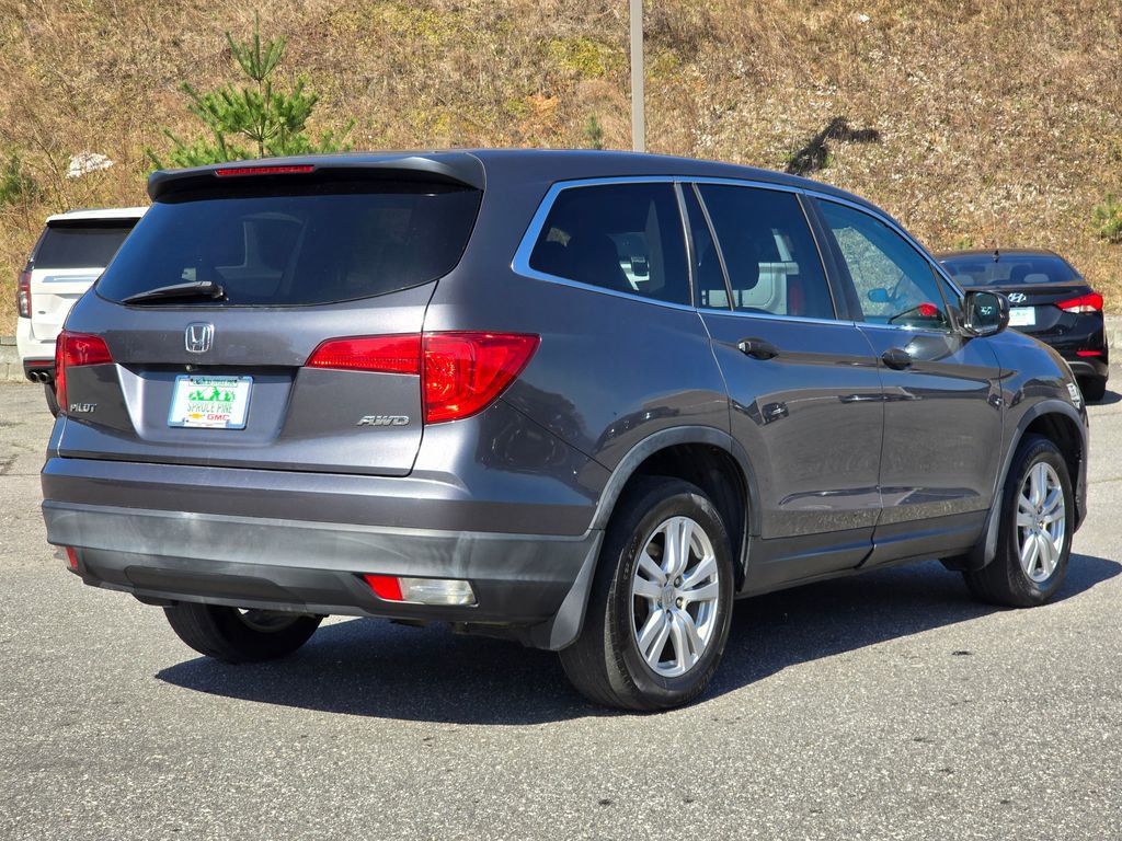 Used 2016 Honda Pilot LX image 17