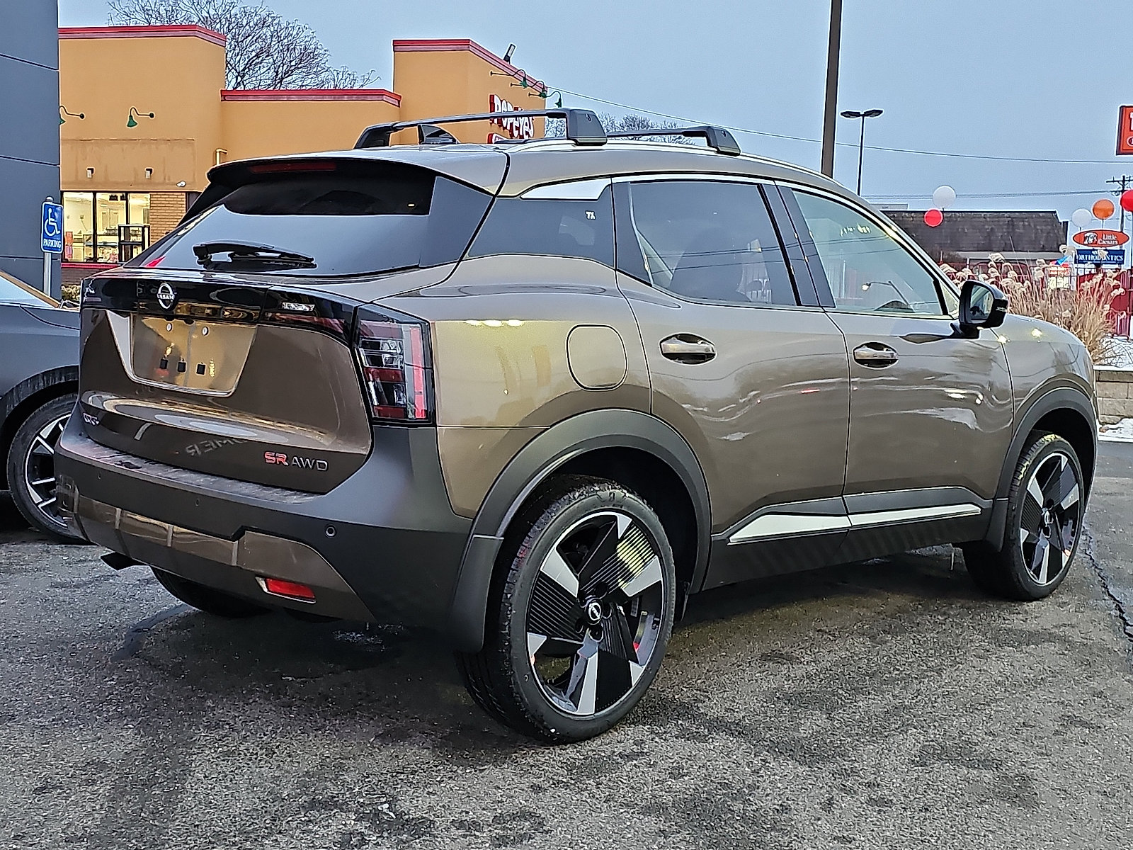 New 2026 Nissan Kicks SR w/ Cold Weather Package AWD/4WD image 4