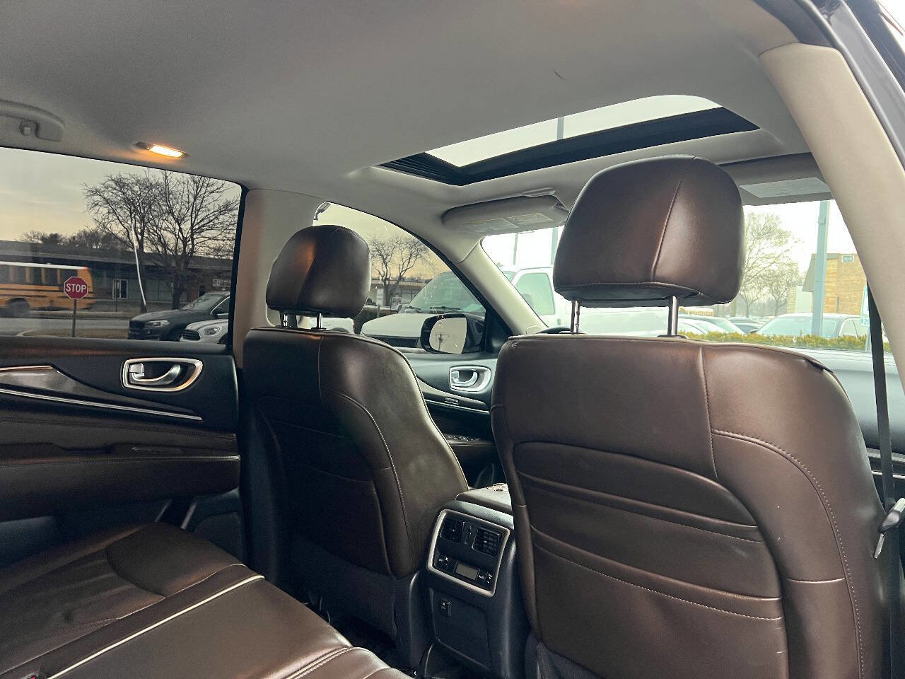 Used 2018 INFINITI QX60 AWD w/ Premium Plus Package image 25