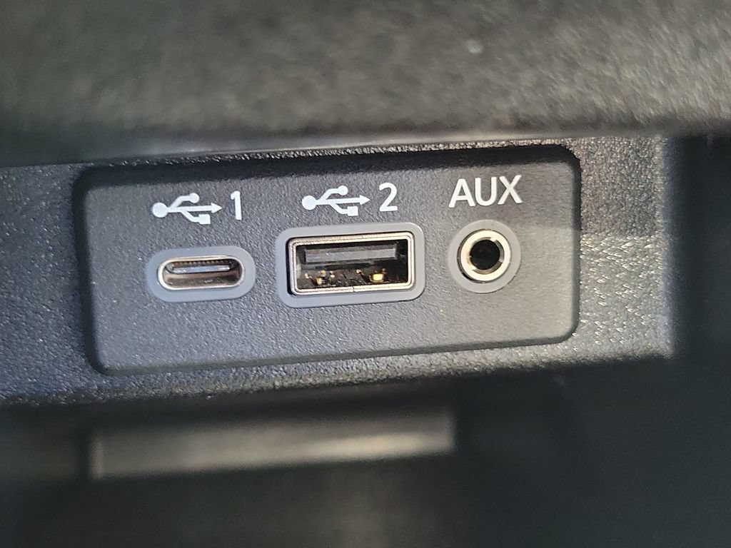 Certified 2023 Nissan Maxima SV w/ Floor Mat Group FWD image 32
