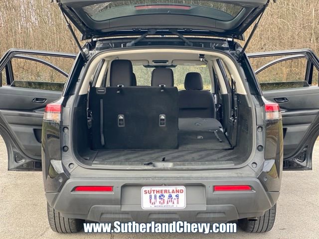 Used 2024 Nissan Pathfinder SV image 42