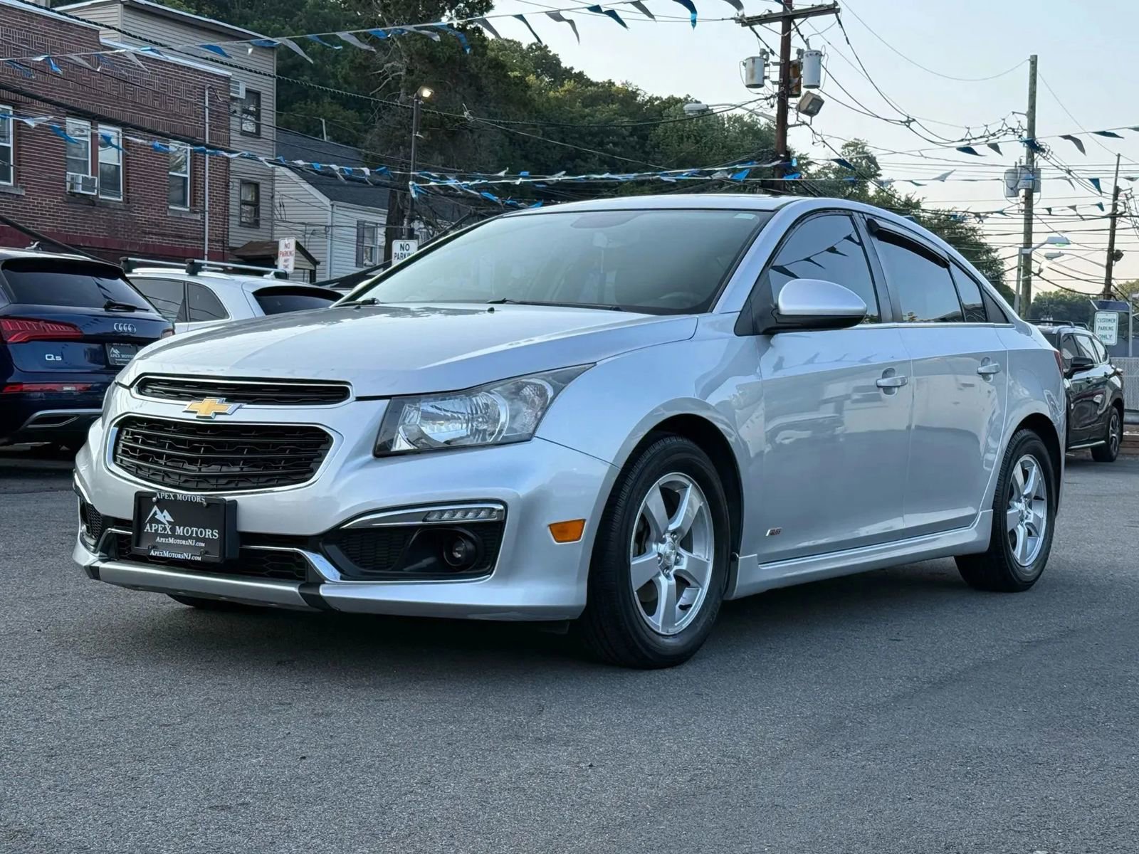 Used 2016 Chevrolet Cruze LT w/ Sun And Sound Package