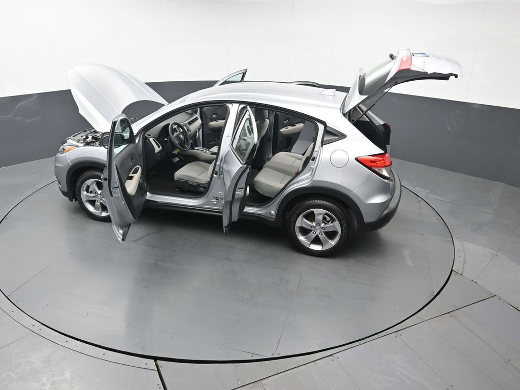 Certified 2022 Honda HR-V LX image 45