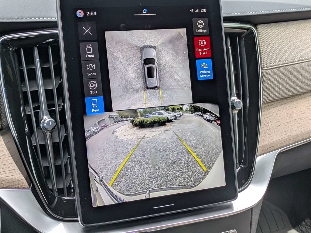 Certified 2026 Volvo XC90 B6 Ultra w/ Protection Package AWD/4WD image 22