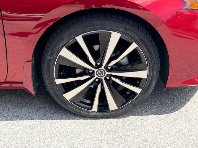 Used 2021 Nissan Altima 2.5 SR FWD image 10