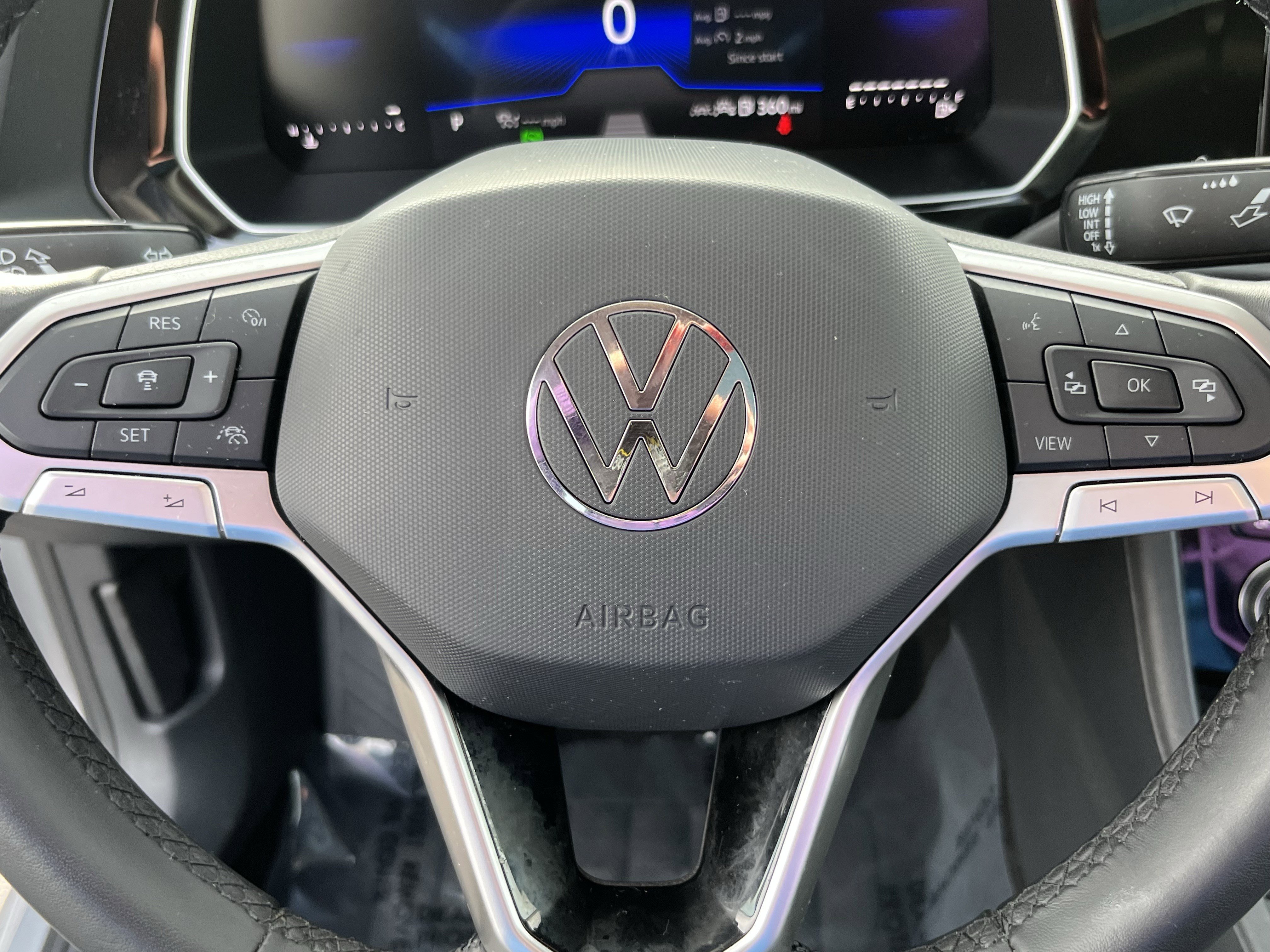 Used 2024 Volkswagen Jetta SE image 20