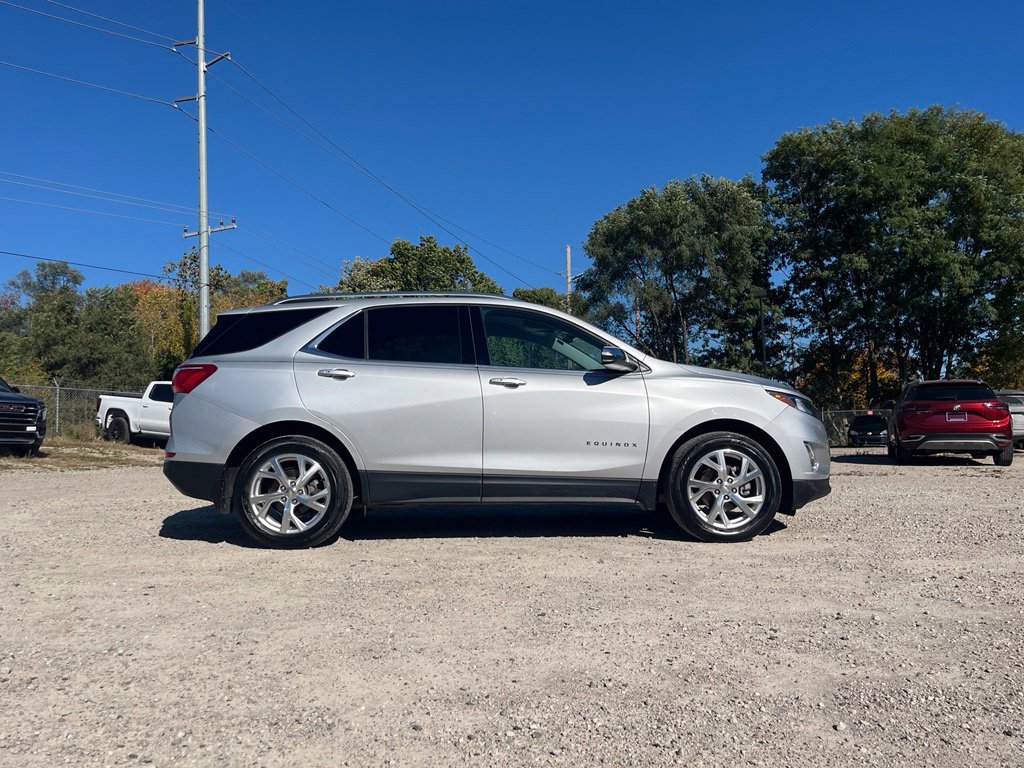 Used 2019 Chevrolet Equinox Premier FWD image 4