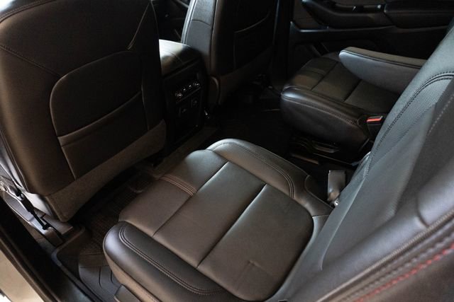 Used 2023 Chevrolet Traverse RS image 23