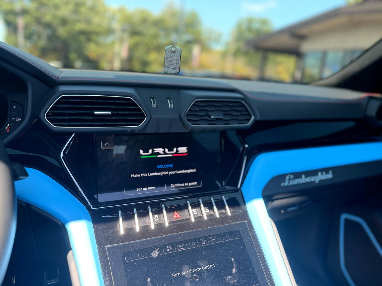 Used 2022 Lamborghini Urus image 13