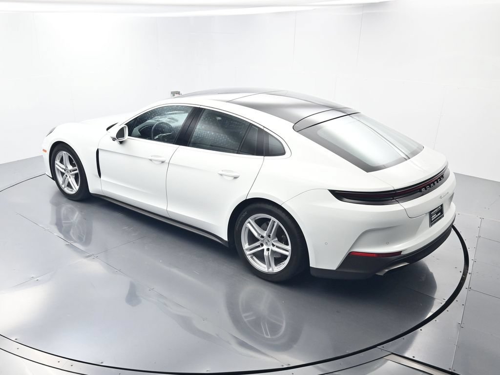 Certified 2025 Porsche Panamera RWD image 35