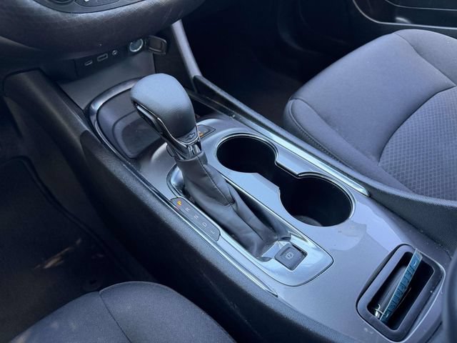 Used 2022 Chevrolet Malibu LT FWD image 23