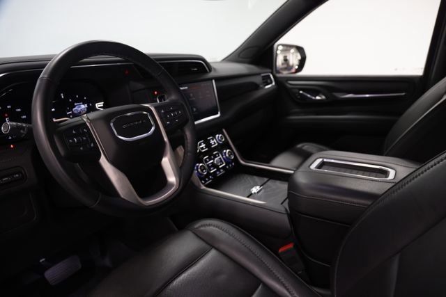 Used 2024 GMC Yukon XL Denali AWD/4WD image 26