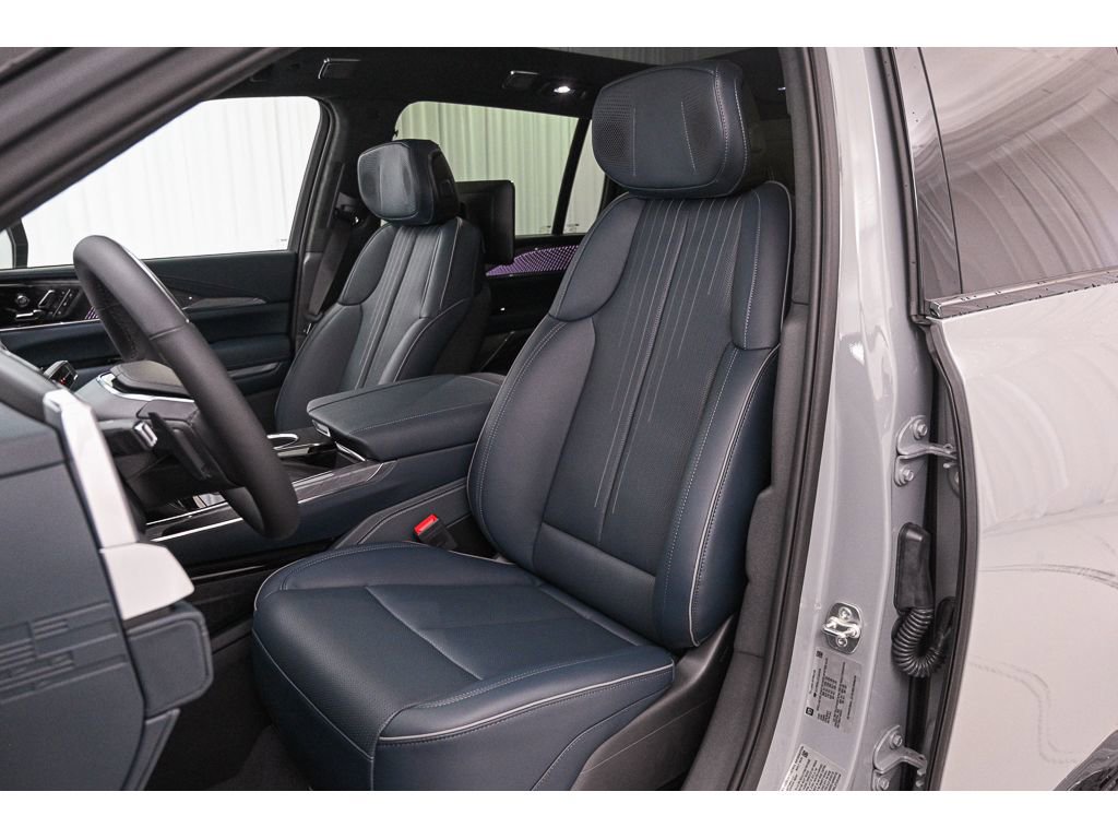 New 2026 Cadillac Escalade IQ Sport 2 w/ LPO, ONYX Package image 35