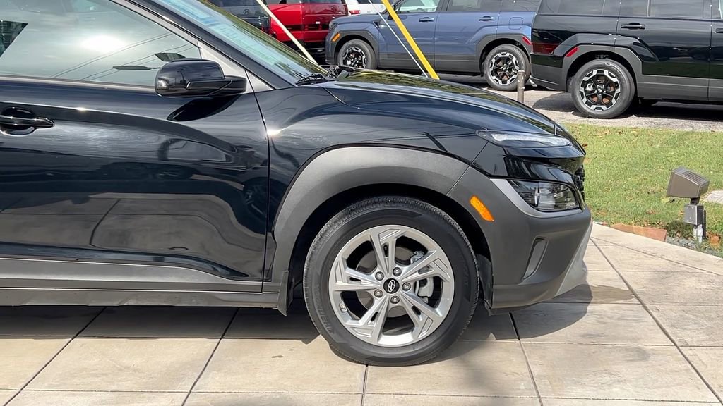 Used 2023 Hyundai Kona SEL w/ Convenience Package image 14