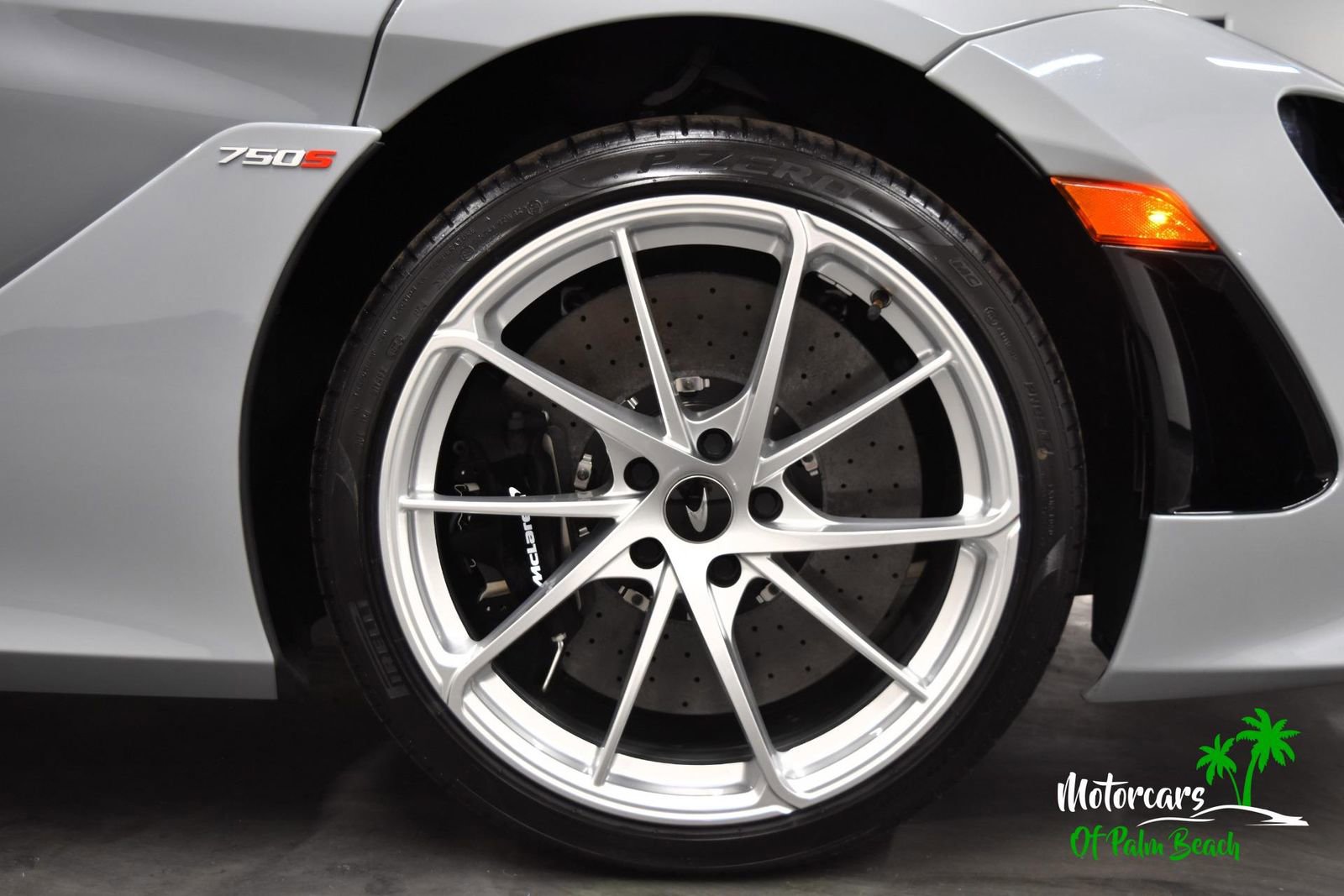 Used 2025 McLaren 750S image 33