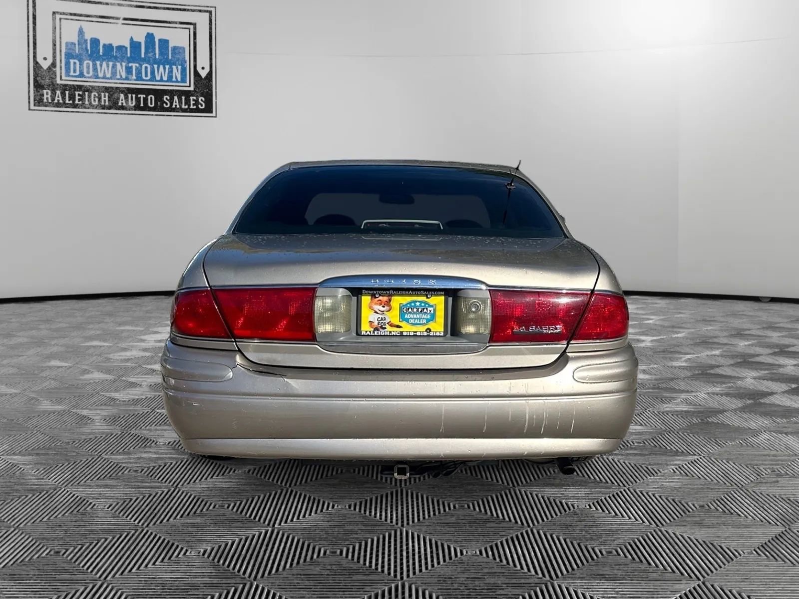 Used 2003 Buick Le Sabre Custom w/ Luxury Package image 7
