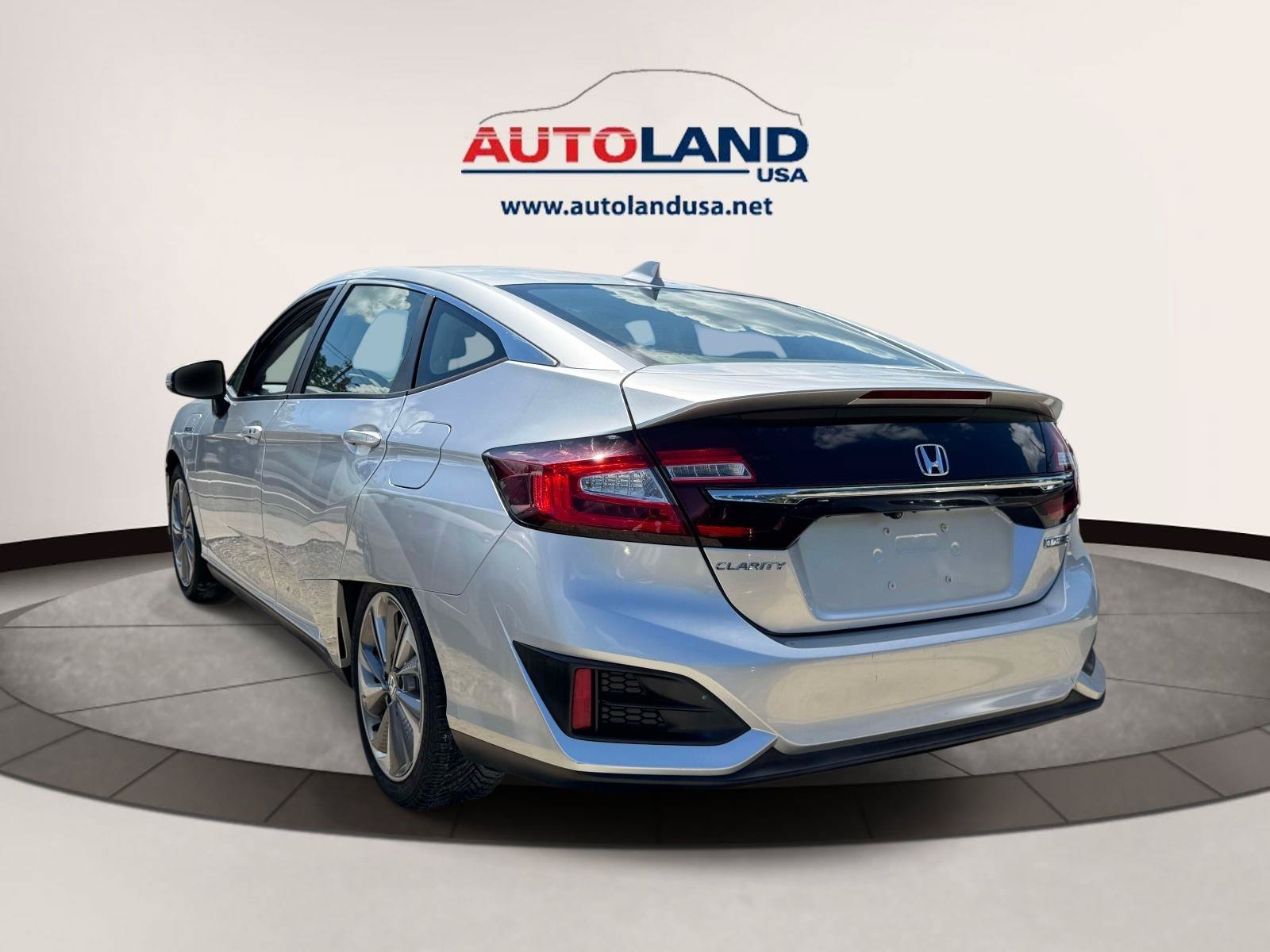 Used 2018 Honda Clarity Plug-In Hybrid image 4