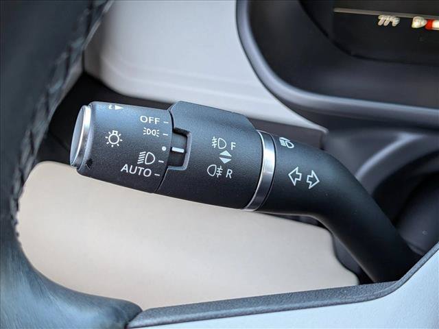 Used 2023 Land Rover Defender 110 X-Dynamic SE AWD/4WD image 15