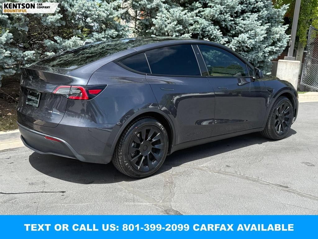 Used 2024 Tesla Model Y Long Range AWD/4WD image 10