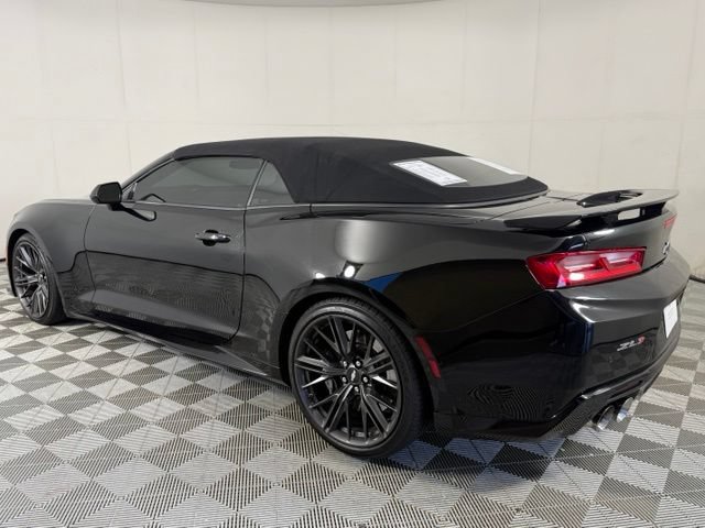 Used 2017 Chevrolet Camaro ZL1 RWD image 5