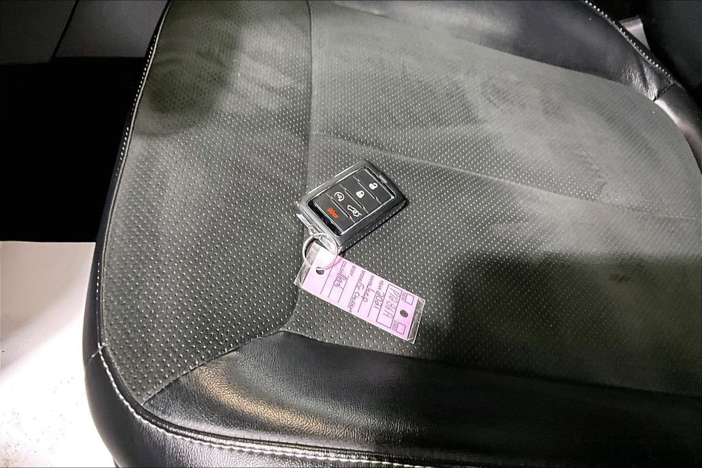 Used 2021 Jeep Grand Cherokee L Altitude image 10