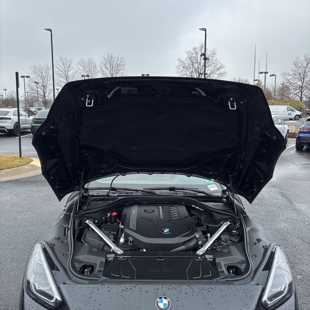 Used 2022 BMW Z4 M40i w/ Premium Package image 12