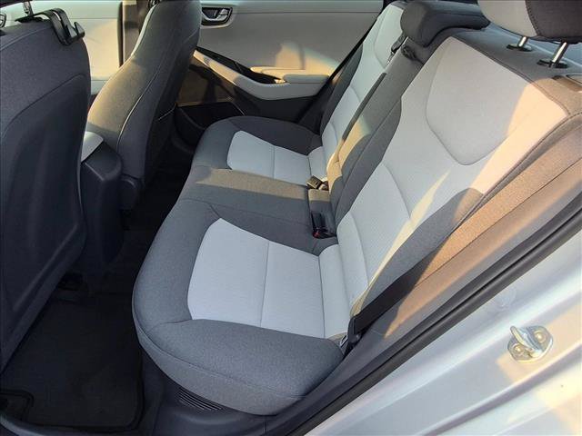 Used 2020 Hyundai Ioniq SE FWD image 22