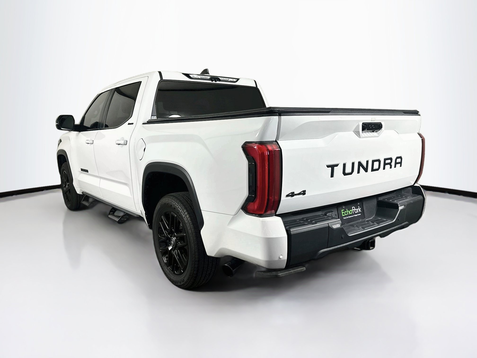 Used 2024 Toyota Tundra Limited AWD/4WD image 5