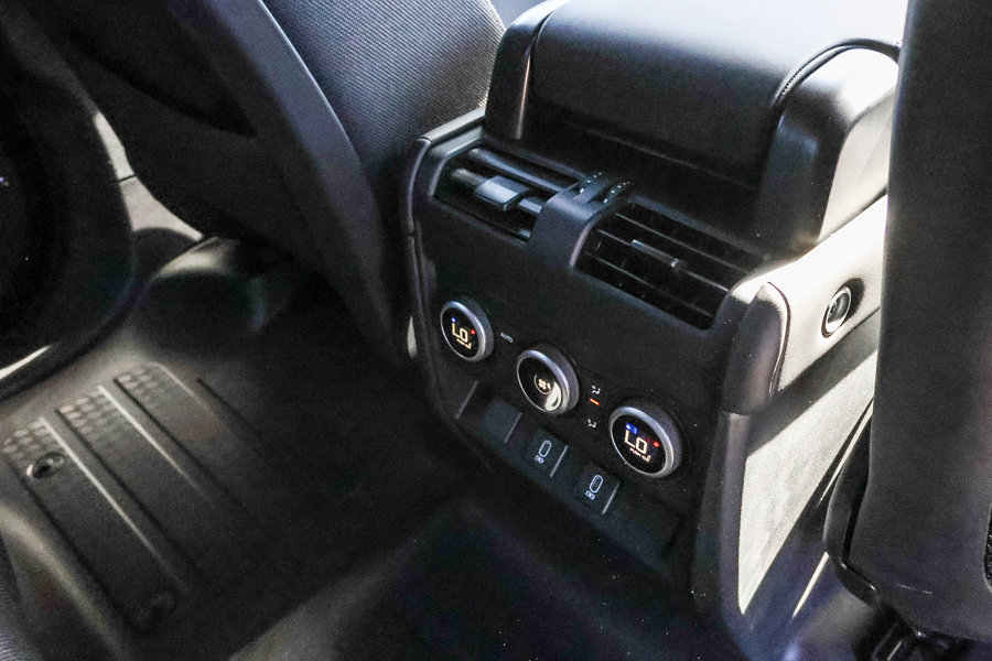 New 2026 Land Rover Defender 110 X AWD/4WD image 15