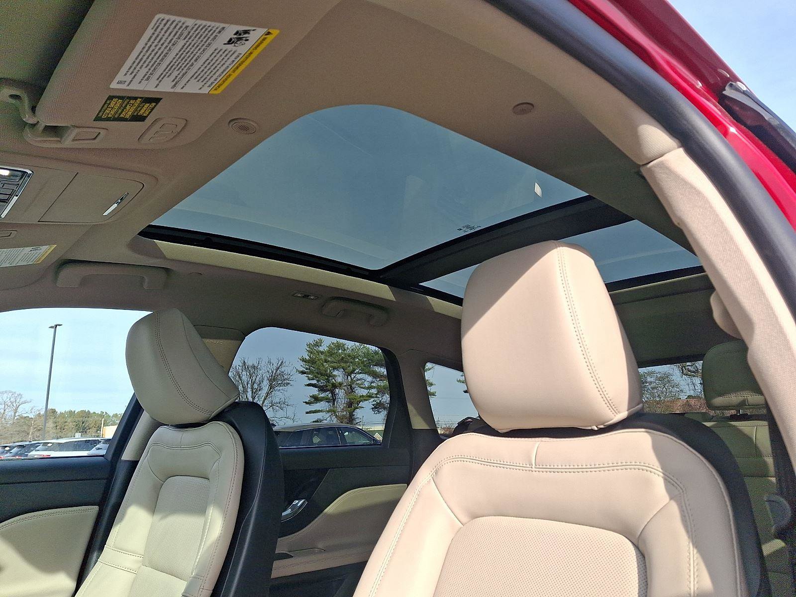 New 2026 Lincoln Corsair Premiere image 11