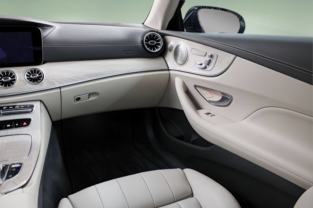 Used 2022 Mercedes-Benz E 450 Cabriolet image 20