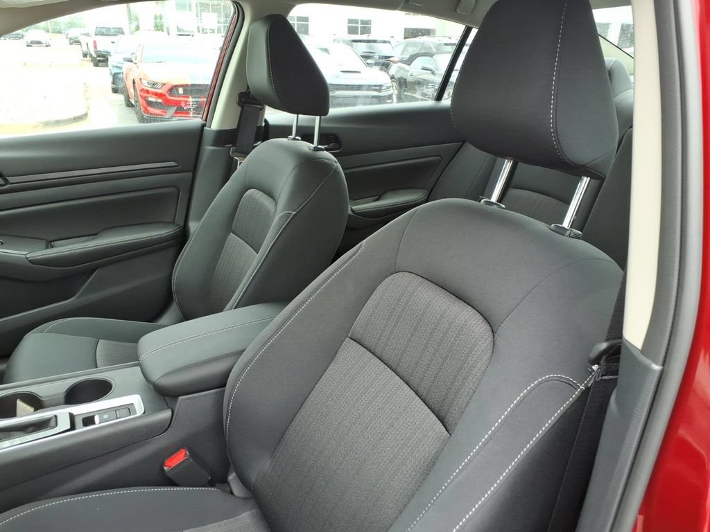 New 2026 Nissan Altima 2.5 SV AWD/4WD image 14