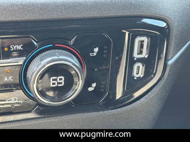 Used 2024 Chevrolet Silverado 2500 LT AWD/4WD image 31