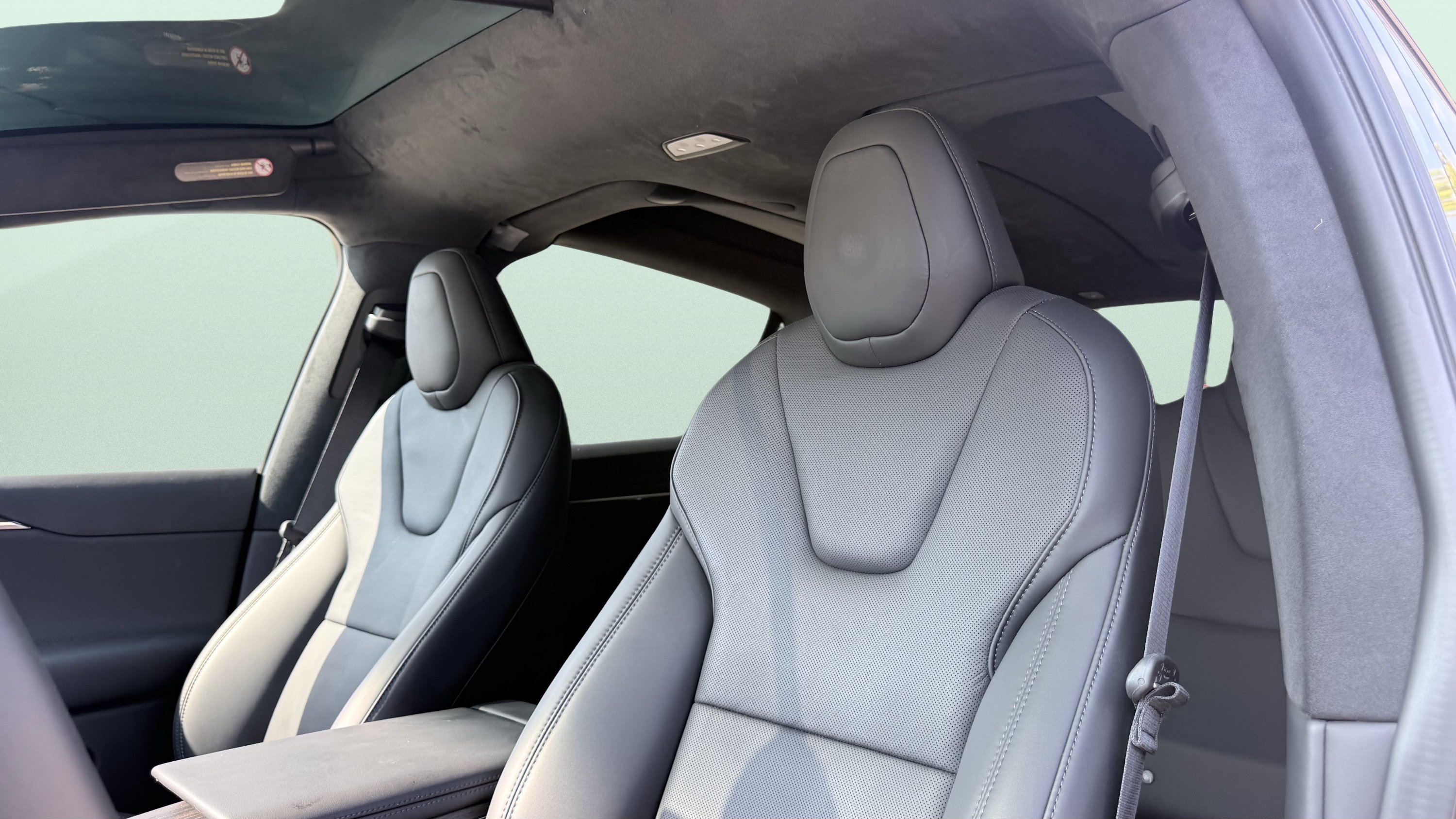 Used 2024 Tesla Model X AWD/4WD image 31