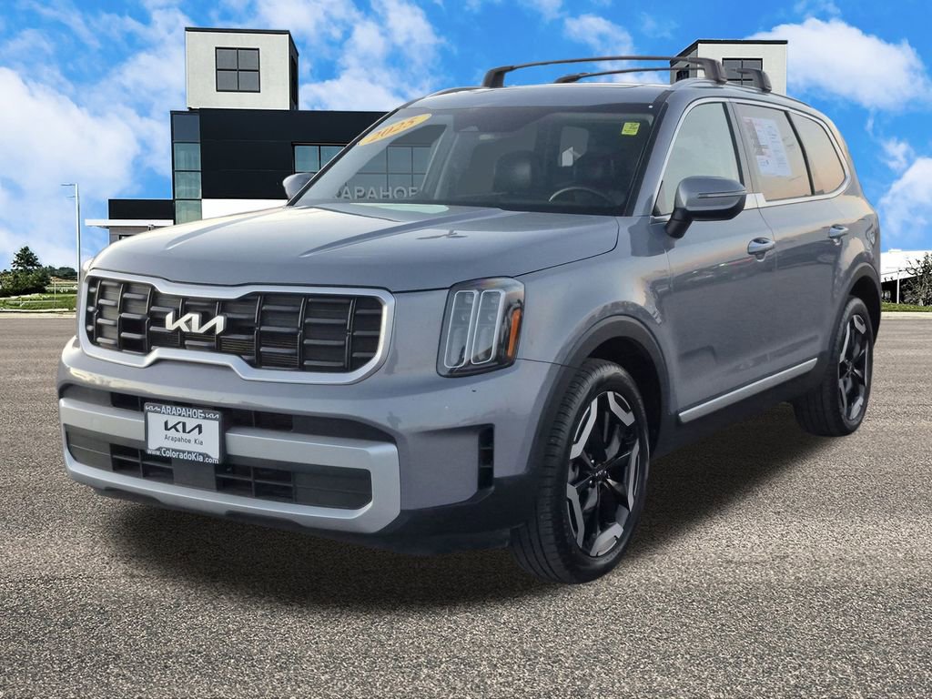 Certified 2025 Kia Telluride S image 5