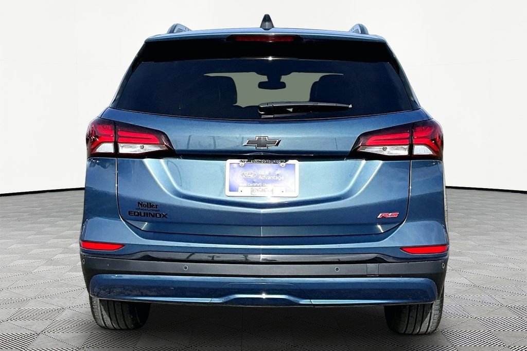Used 2024 Chevrolet Equinox RS w/ LPO, Floor Liner Package image 4