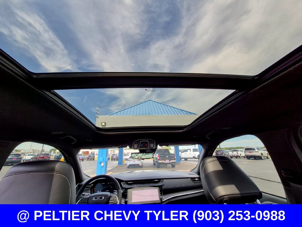 Used 2026 Jeep Grand Cherokee L Limited AWD/4WD image 46