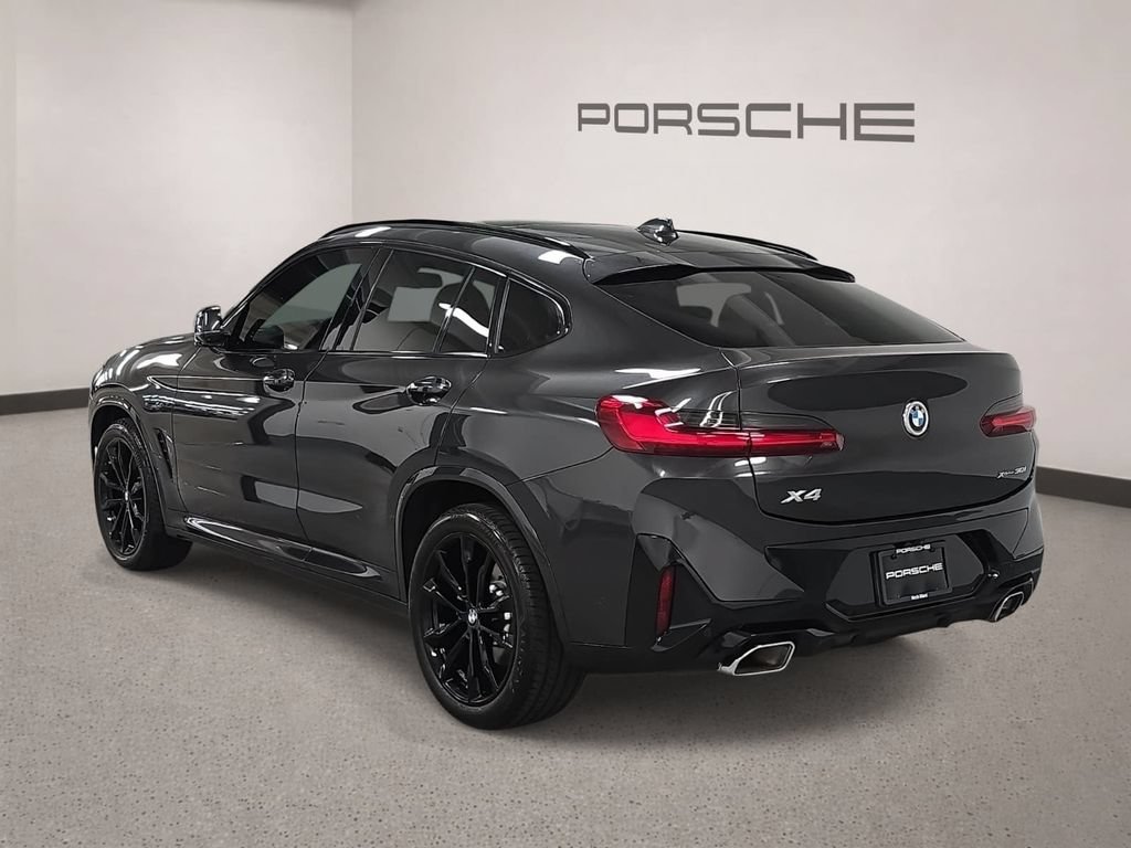 Used 2022 BMW X4 xDrive30i w/ M Sport Package 2 AWD/4WD image 3